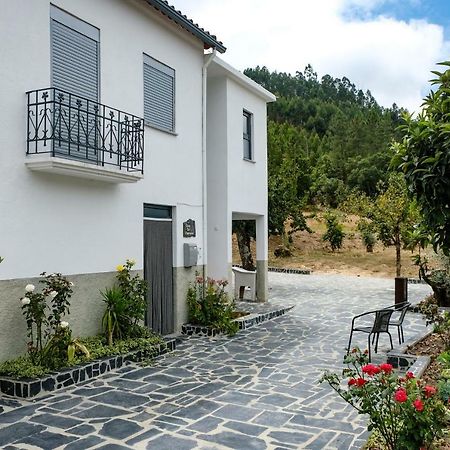Casa Do Ferreiro II Hotell Góis Eksteriør bilde