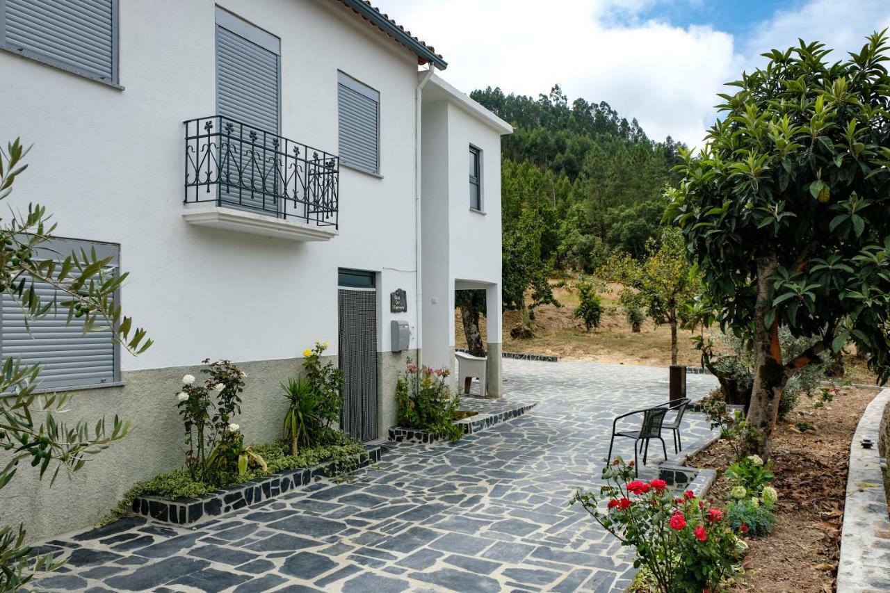 Casa Do Ferreiro II Hotell Góis Eksteriør bilde